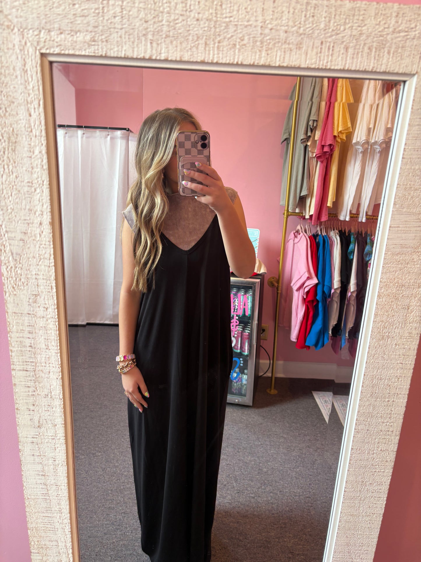 BLACK FLOW