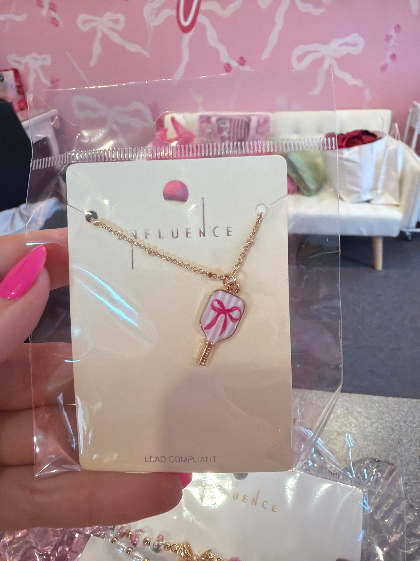 BRACELET