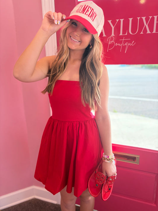RED STRAPLESS DRESS