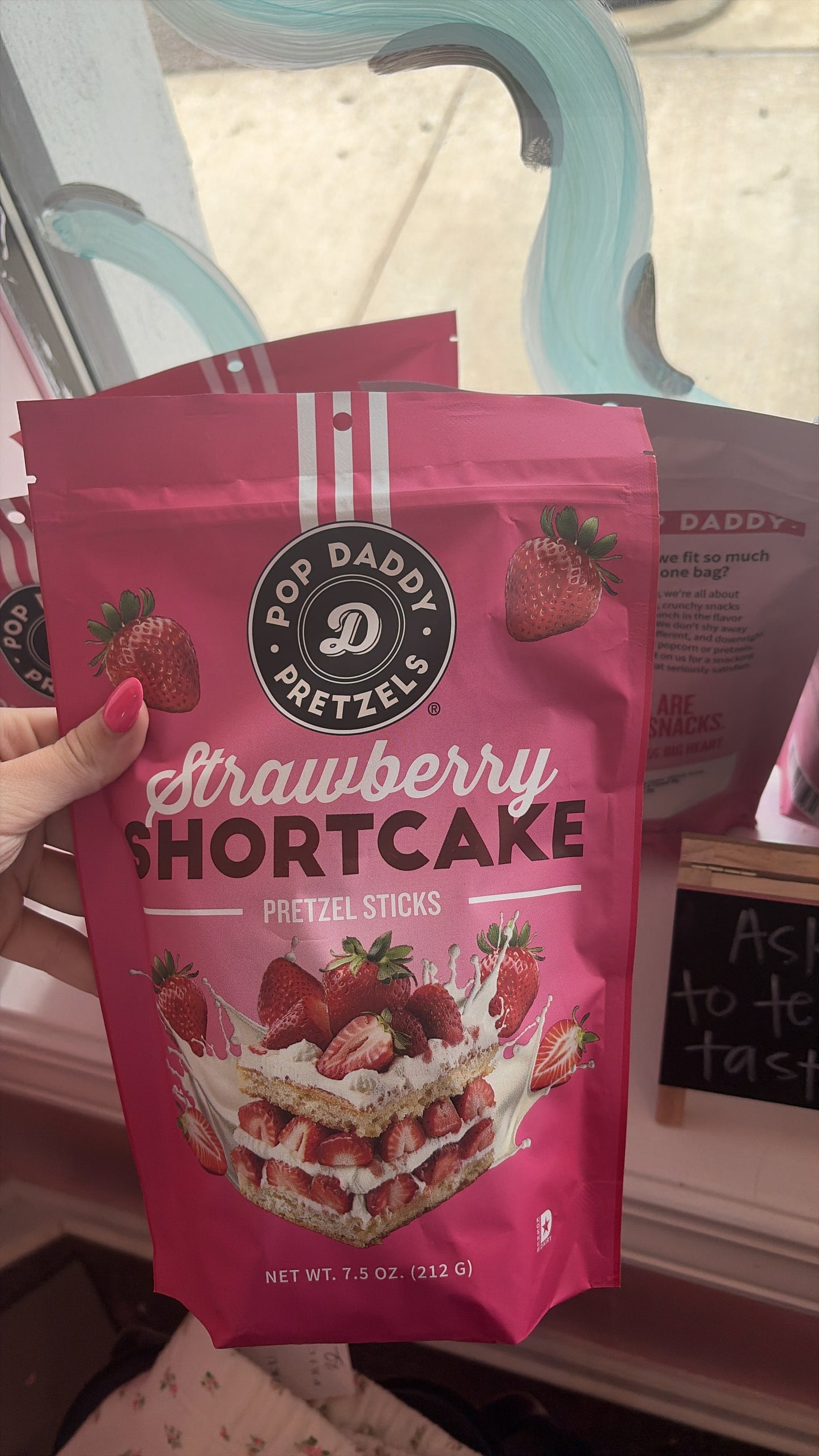 STRAWBERRY SHORTCAKE